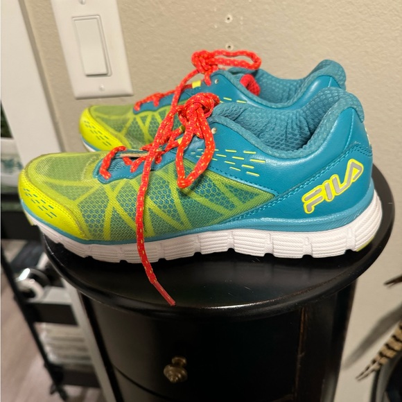 FILA neon sneakers-7 1/2 - Picture 4 of 7